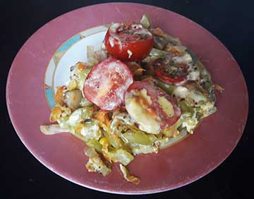 запеканка с овощами, рисом и сливками